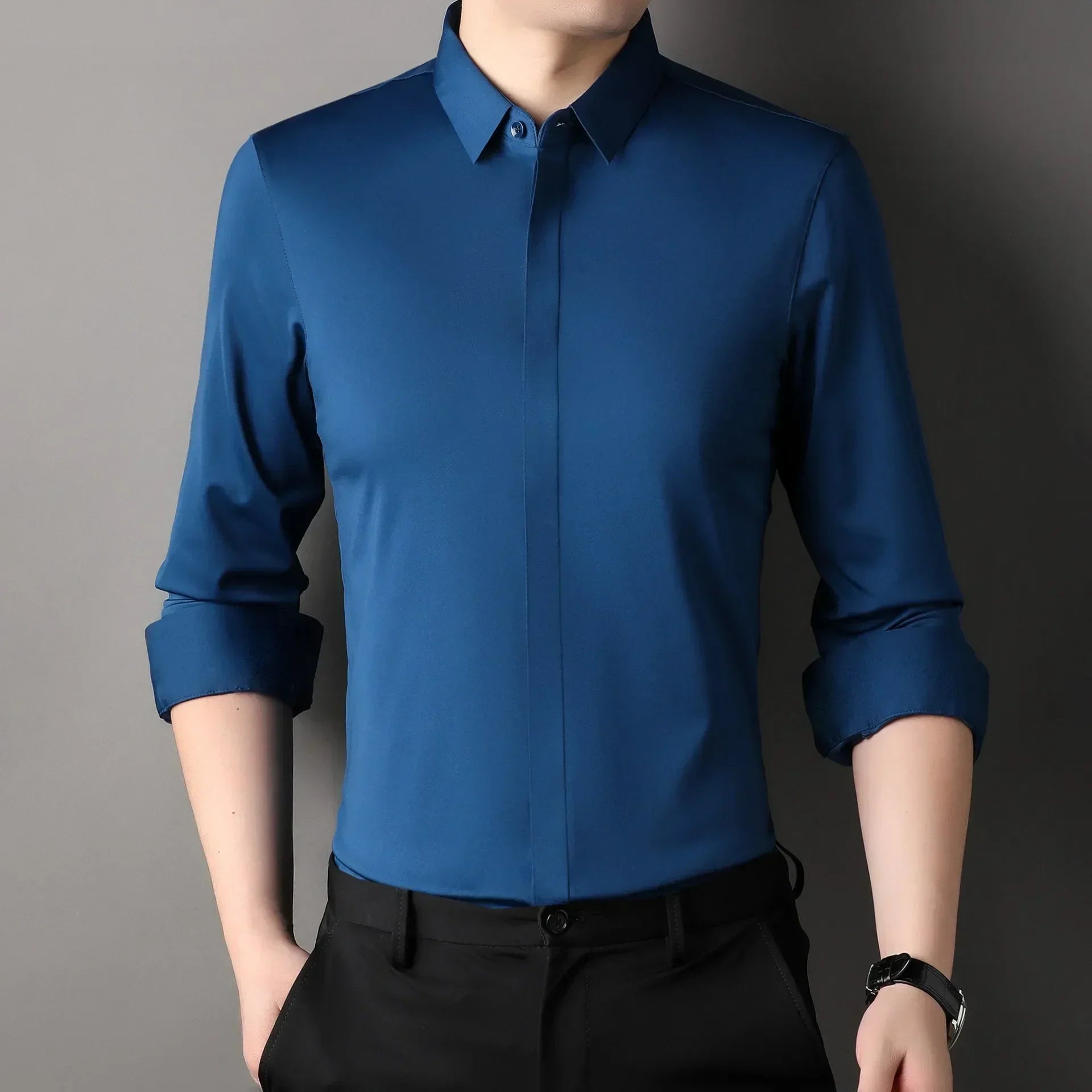 AeroSilk Short Sleeve Shirt
