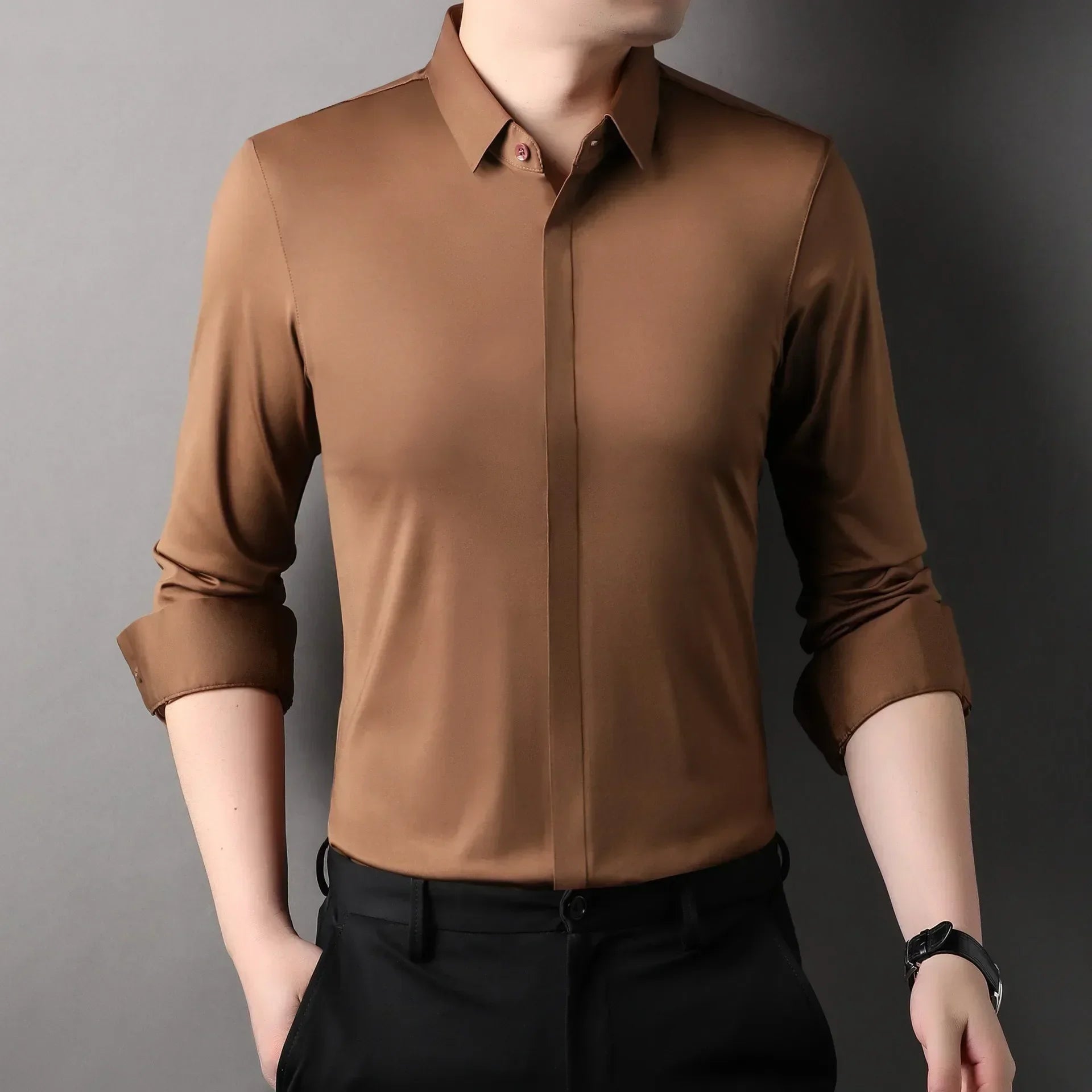 AeroSilk Short Sleeve Shirt